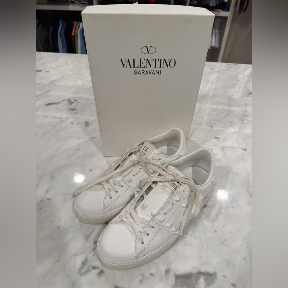 Valentino Garavani 11. Rockstud Untitled White Sneakers Size 38